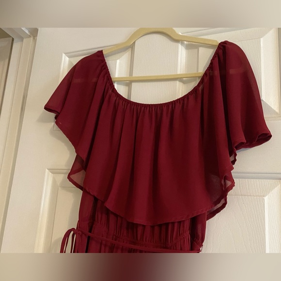 Long red dress - Picture 4 of 8